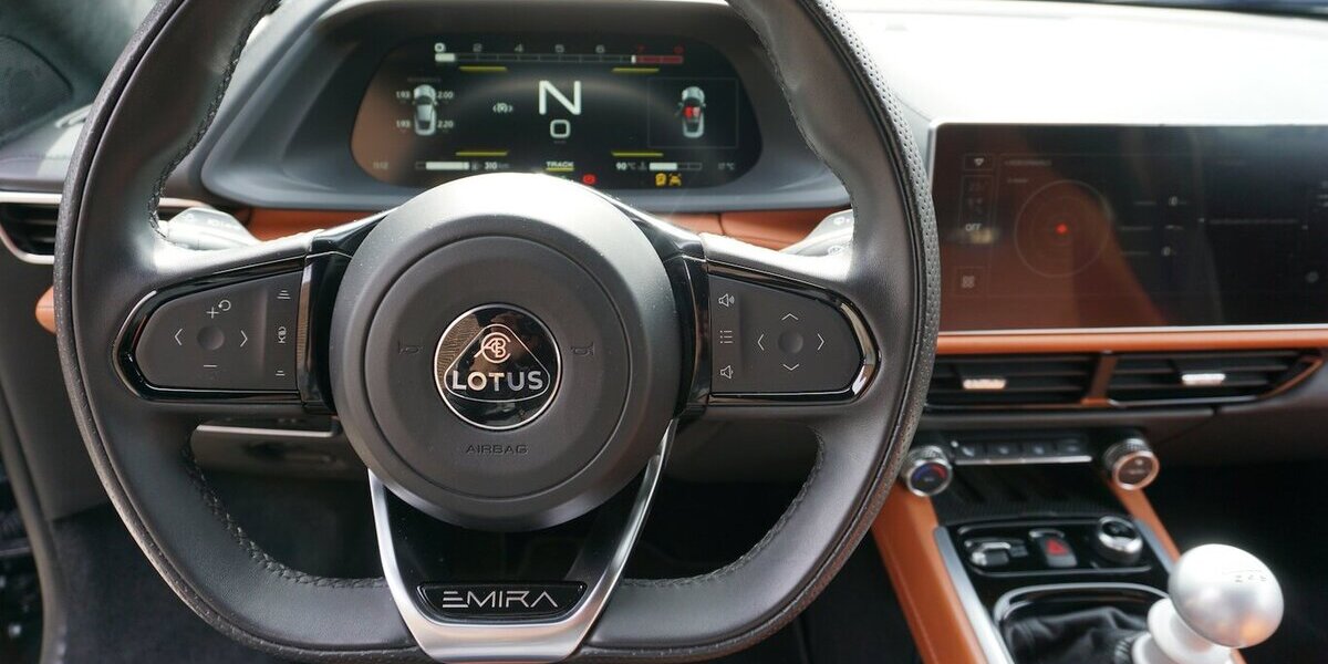 Lotus Emira V6 First Edition Leder Carplay Kamera 9.589 km 89.900 &euro; Wuppertal 42327