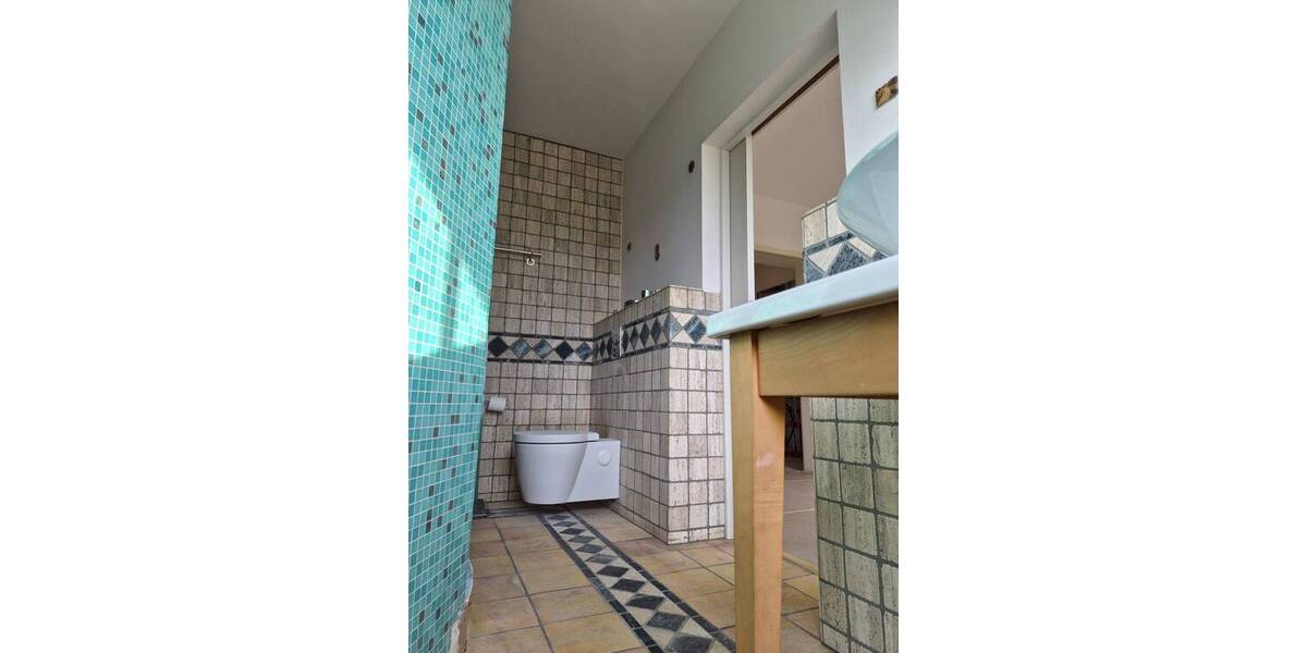 Einfamilienhaus Korschenbroich - 8 Zimmer, 243 m&sup2;, 2.865&euro; | Angebot:25927074