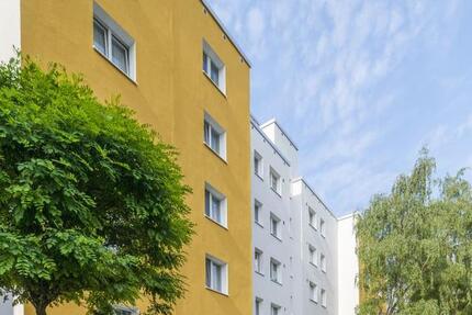 Wohnung Duisburg Duisburg-Mitte - 3 Zimmer, 74 m&sup2;, 699&euro; | Angebot:24733974
