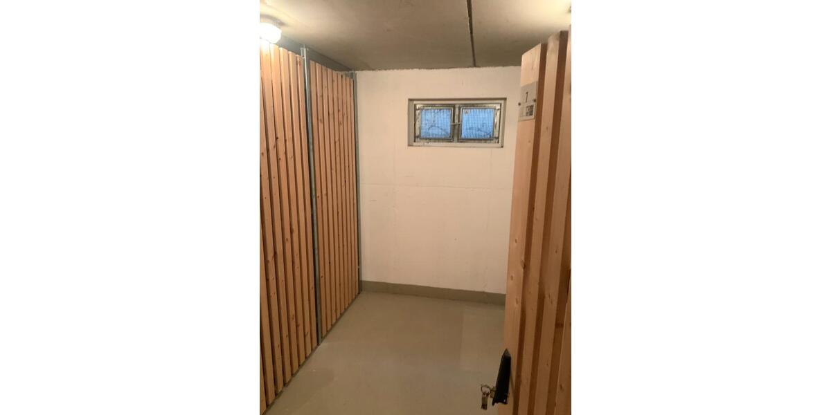 Dachgeschoßwohnung Duisburg Beeck - 2 Zimmer, 53 m&sup2;, 400&euro; | Angebot:27583817