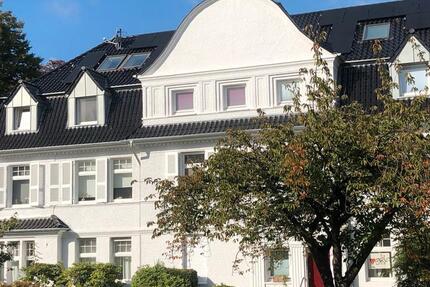 Wohnung Essen Südviertel - 1 Zimmer, 24 m&sup2;, 700&euro; | Angebot:25381601