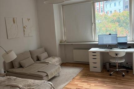 Wohnung Düsseldorf Pempelfort - 1 Zimmer, 45 m&sup2;, 830&euro; | Angebot:27539714