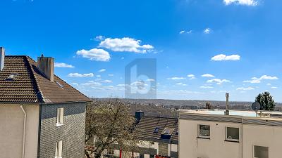 SONNIGE AUSSICHT - SÜDBALKON, AUFZUG & TIEFGARAGE - Etagenwohnung Remscheid | Angebot:26557396