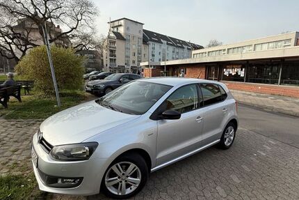 VW Polo 135.000 km 7.900 &euro; Düsseldorf 40547