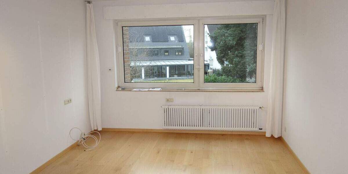 Einfamilienhaus Düsseldorf Hassels - 4 Zimmer, 128 m&sup2;, 600.000&euro; | Angebot:25665200