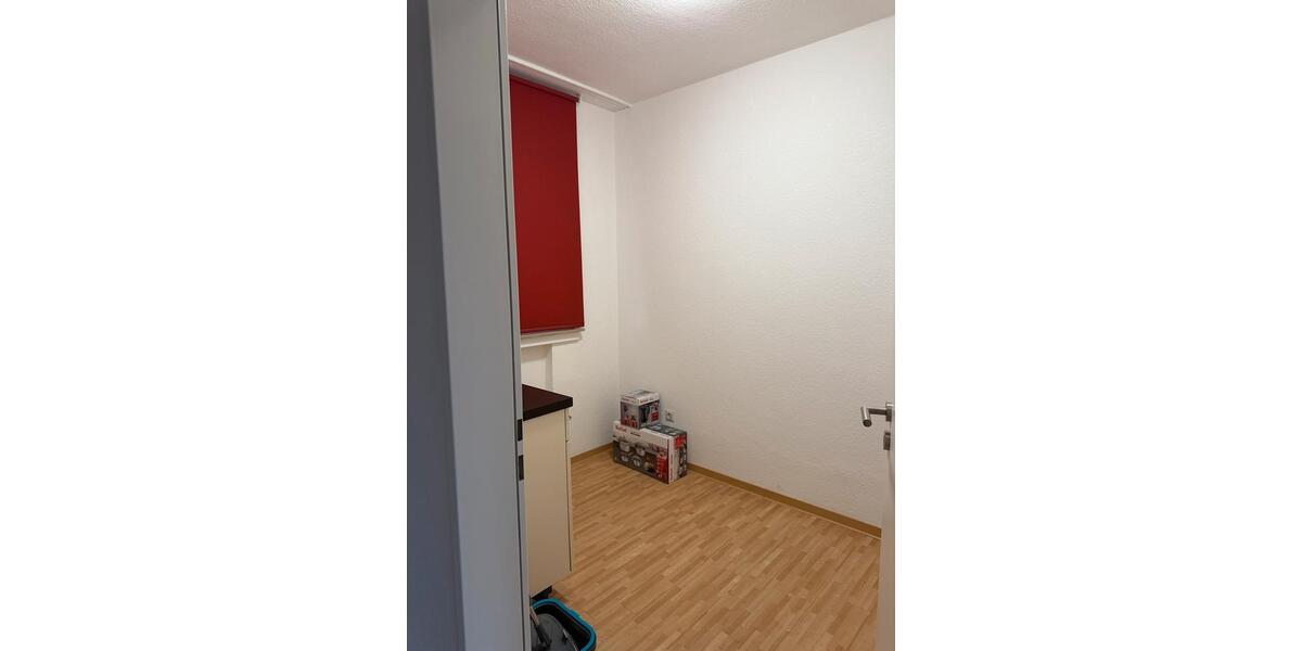Etagenwohnung Oberhausen Rothebusch - 3 Zimmer, 67 m&sup2;, 670&euro; | Angebot:25433405