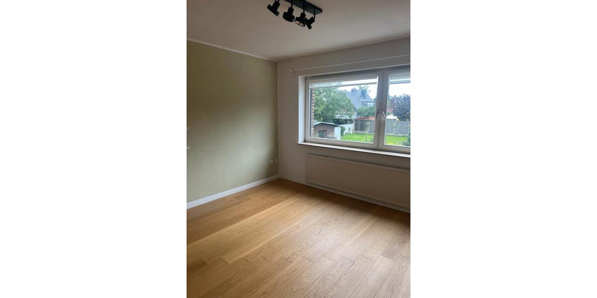 Doppelhaushälfte Duisburg Essenberg - 6 Zimmer, 220 m&sup2;, 580.000&euro; | Angebot:26977616