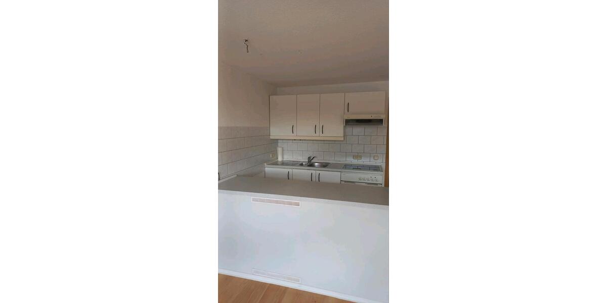 Dachgeschoßwohnung Solingen Höhscheid - 1 Zimmer, 36 m&sup2;, 400&euro; | Angebot:27543473