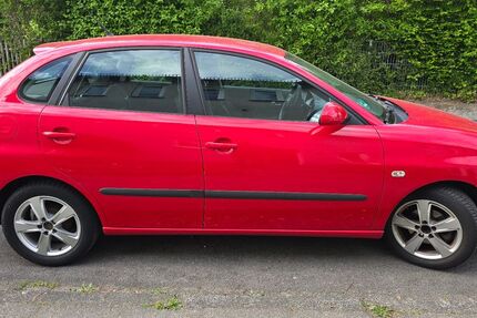 Seat Ibiza 223.000 km 999 &euro; Düsseldorf 40474