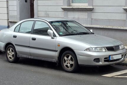 Mitsubishi Carisma 285.470 km 1.790 &euro; Wuppertal 42107