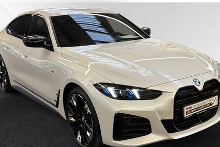 BMW i4 21.700 km 54.800 &euro; Moers 47441