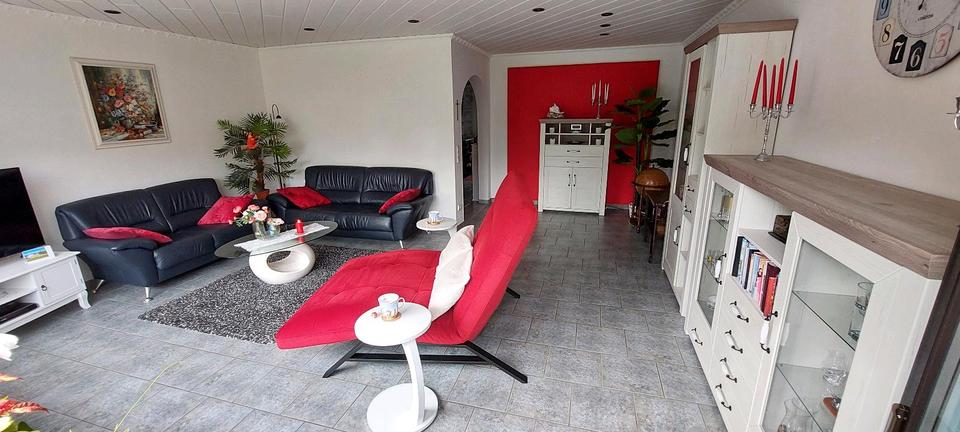 Reihenhaus Duisburg Rheinhausen - 5.5 Zimmer, 120 m&sup2;, 369.000&euro; | Angebot:26394979