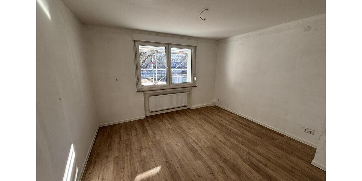 Etagenwohnung Moers Rheinkamp - 2.5 Zimmer, 68 m&sup2;, 561&euro; | Angebot:25423594