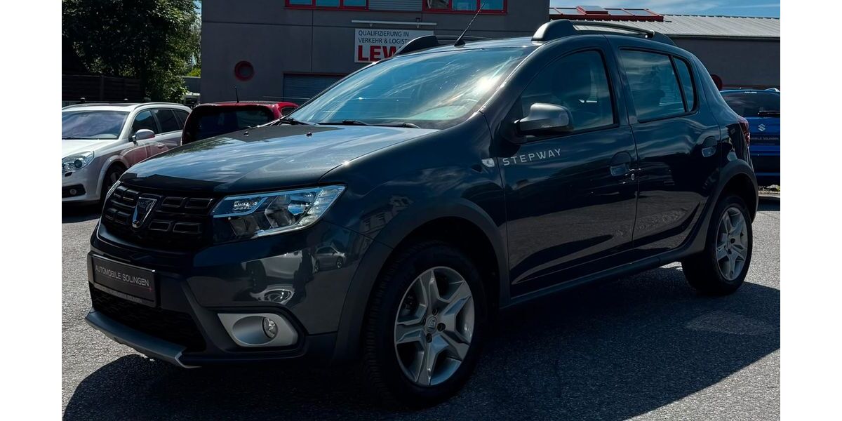Dacia Sandero 61.950 km 9.990 &euro; Solingen 42653