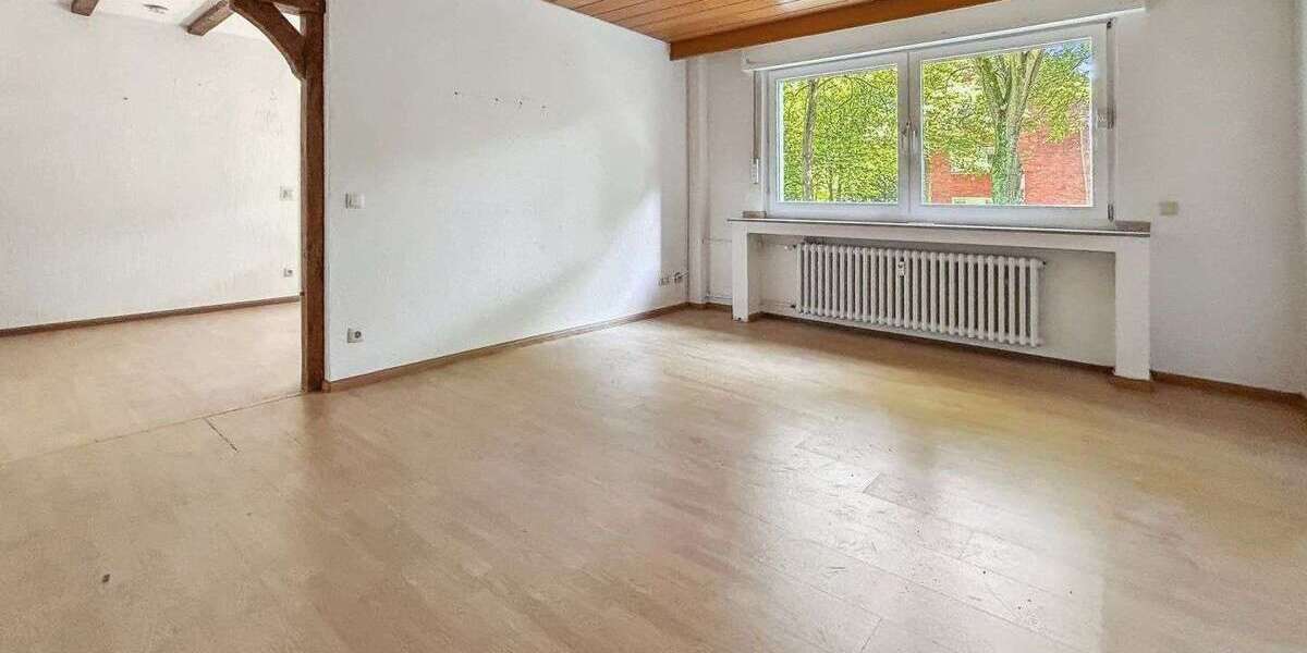 Etagenwohnung Duisburg Hamborn - 3 Zimmer, 80 m&sup2;, 140.000&euro; | Angebot:26470535