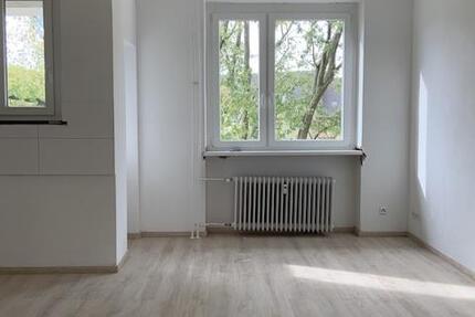 Wohnung Essen Stadtbezirk III - 1.5 Zimmer, 48 m&sup2;, 439&euro; | Angebot:25542385