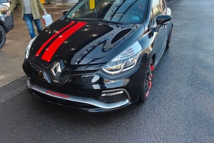 Renault Clio 94.000 km 14.899 &euro; Neuss 41468