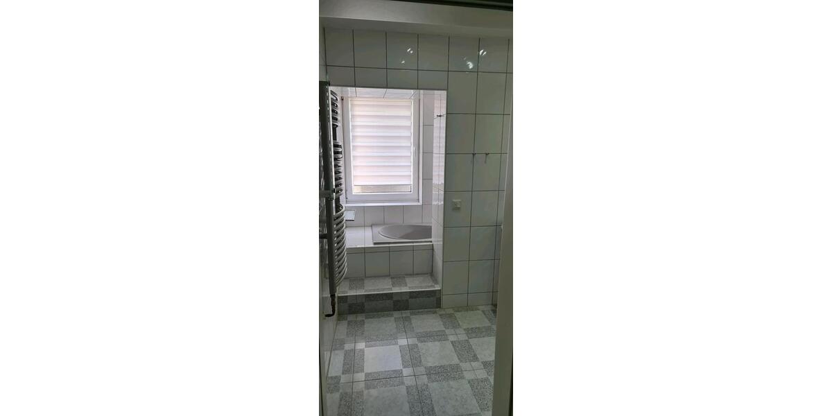 Erdgeschoßwohnung Essen Stadtbezirk IV - 5 Zimmer, 130 m&sup2;, 293.000&euro; | Angebot:26612144