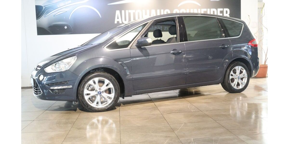Ford S-Max 151.643 km 7.400 &euro; Ratingen 40880