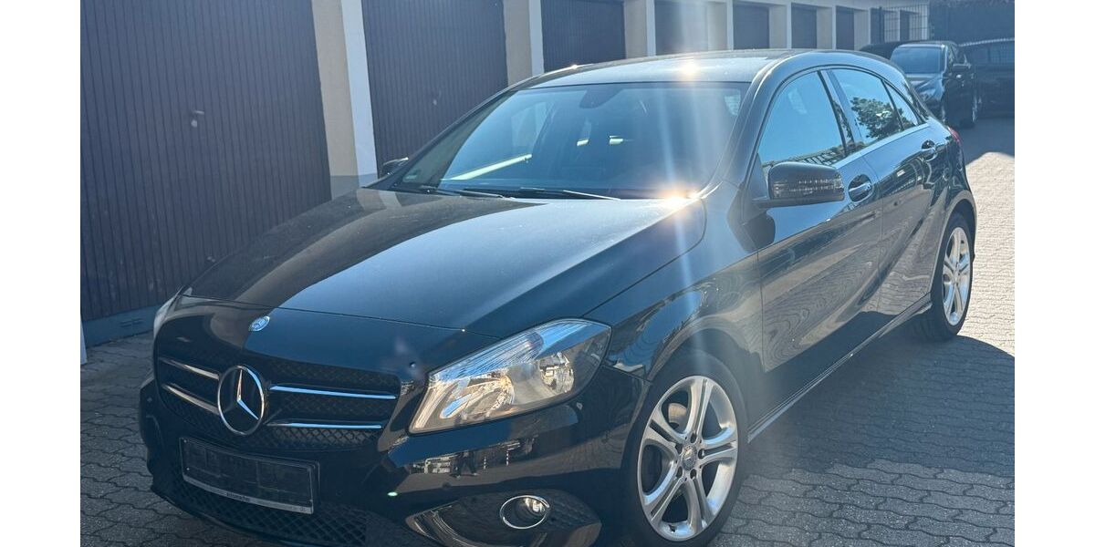 Mercedes-Benz A 180 166.000 km 9.840 &euro; Düsseldorf 40468