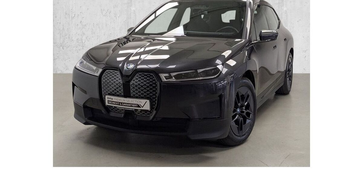 BMW iX 47.802 km 63.990 &euro; Düsseldorf 40595