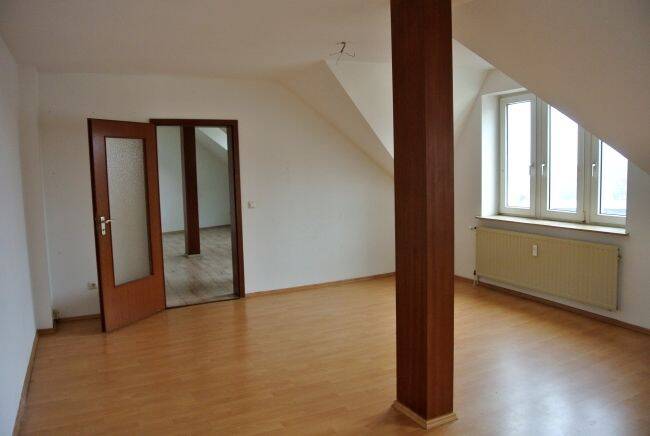 Etagenwohnung Mülheim an der Ruhr Mitte-Ost - 3 Zimmer, 98 m&sup2;, 650&euro; | Angebot:25998722