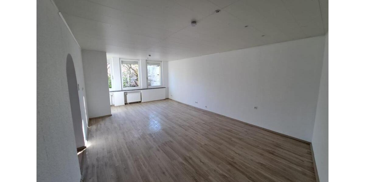 Etagenwohnung Krefeld Fischeln - 4 Zimmer, 112 m&sup2;, 1.420&euro; | Angebot:27549524