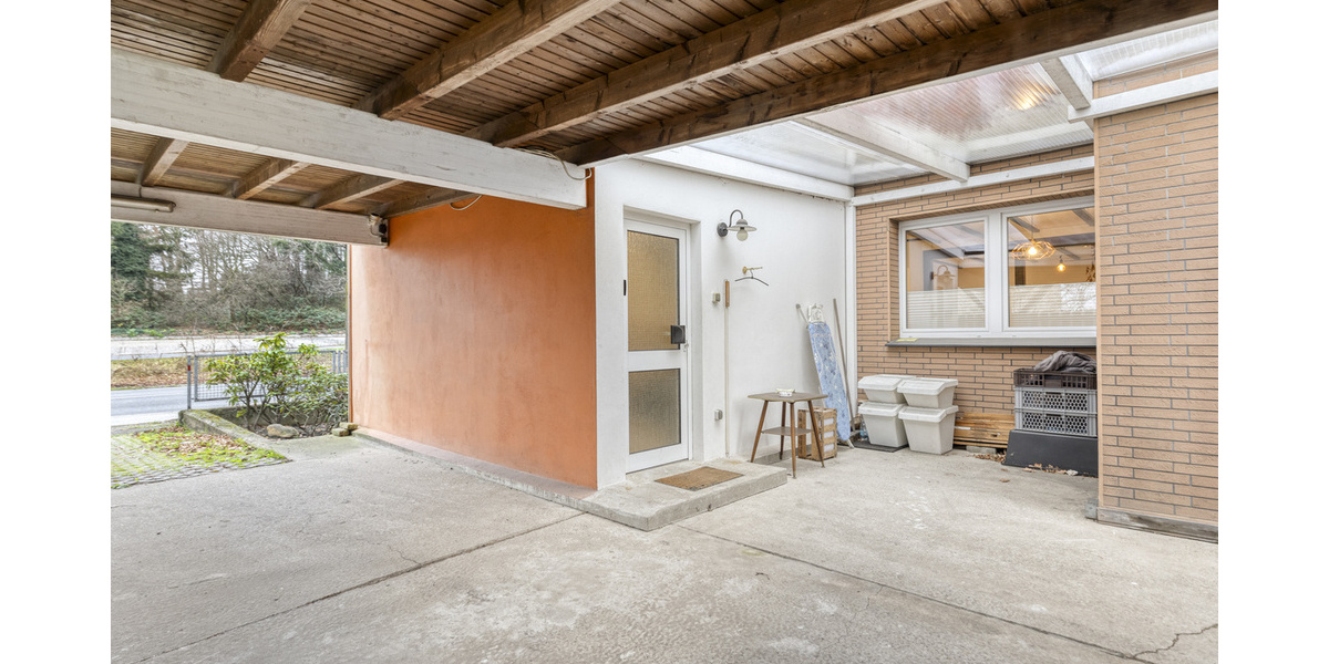 Großzügiges Ein- oder Zweifamilienhaus mit Charme, Gartenparadies & vielen Möglichkeiten - Einfamilienhaus Leichlingen | Angebot:25269338