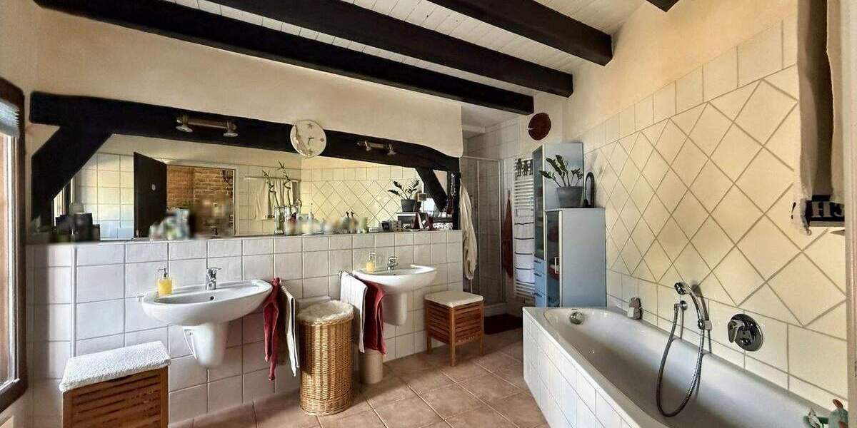 Einfamilienhaus Krefeld Linn - 4 Zimmer, 153 m&sup2;, 485.000&euro; | Angebot:25940231