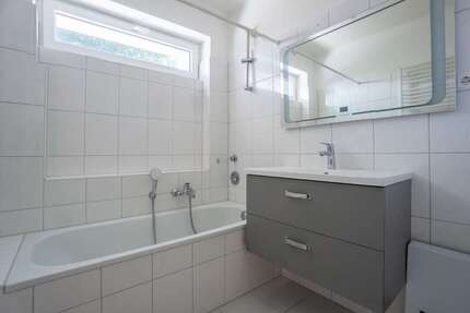 Wohnung Remscheid Reinshagen - 3 Zimmer, 83 m&sup2;, 690&euro; | Angebot:27521592