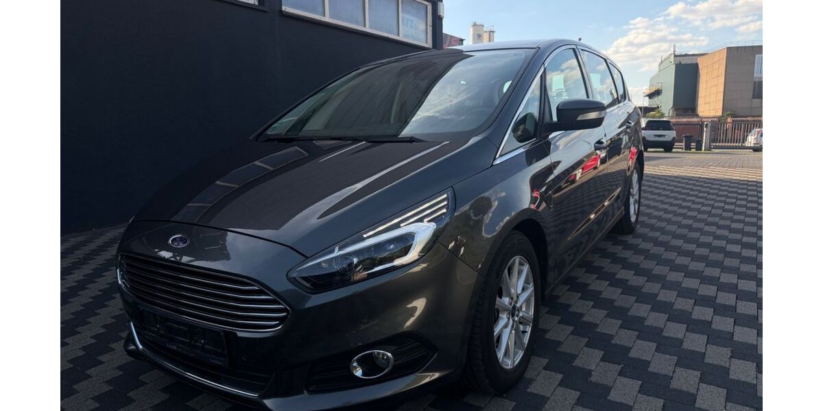 Ford S-Max 126.801 km 10.850 &euro; Duisburg 47259