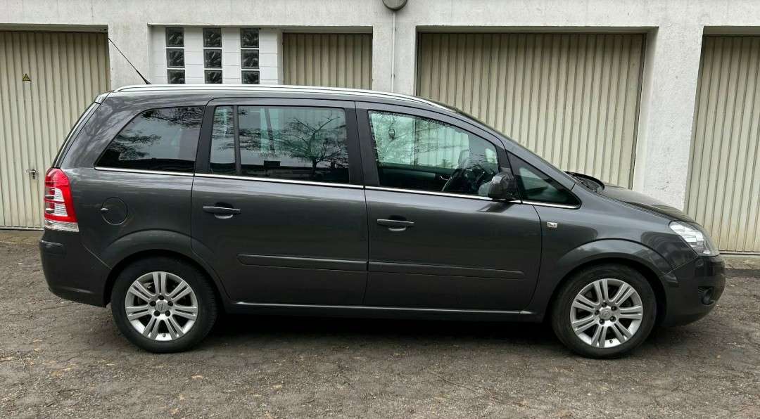 Opel Zafira 207.000 km 4.000 &euro; Krefeld 47798
