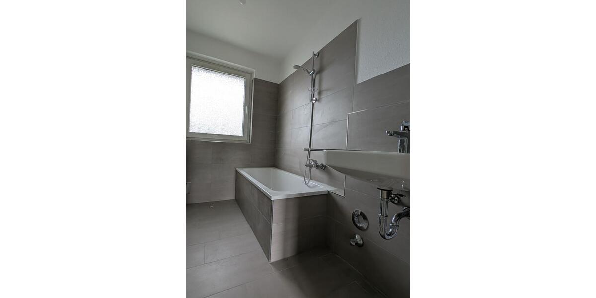 Etagenwohnung Duisburg Rheinhausen - 2 Zimmer, 62 m&sup2;, 682&euro; | Angebot:25923020