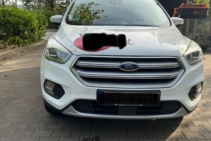 Ford Kuga 171.520 km 7.300 &euro; Krefeld 47809