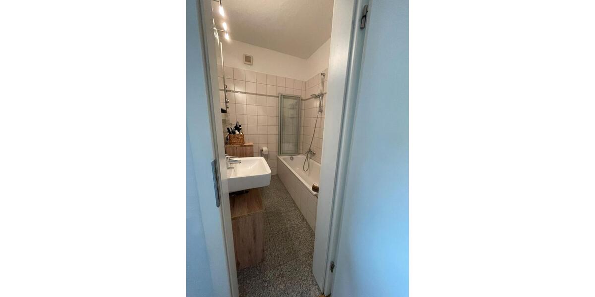 Etagenwohnung Essen Stadtbezirk II - 3.5 Zimmer, 85 m&sup2;, 355.000&euro; | Angebot:26967131