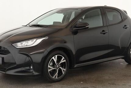 Toyota Yaris 14.100 km 22.484 &euro; Düsseldorf 40233
