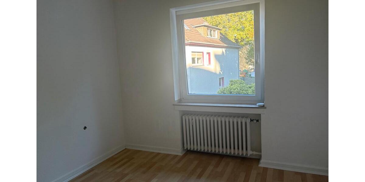 Etagenwohnung Essen Stadtbezirk VII - 2.5 Zimmer, 90 m&sup2;, 1.310&euro; | Angebot:27536564