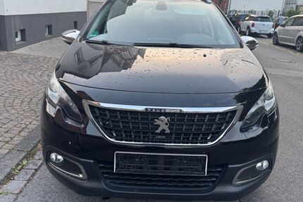 Peugeot 2008 74.000 km 9.499 &euro; Gelsenkirchen 45879