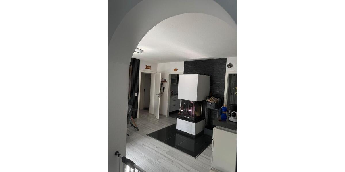 Reihenhaus Remscheid Lüttringhausen - 6 Zimmer, 220 m&sup2;, 399.000&euro; | Angebot:26013303