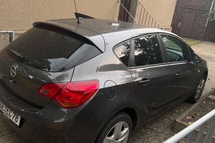 Opel Astra 133.000 km 4.490 &euro; Gelsenkirchen 45884