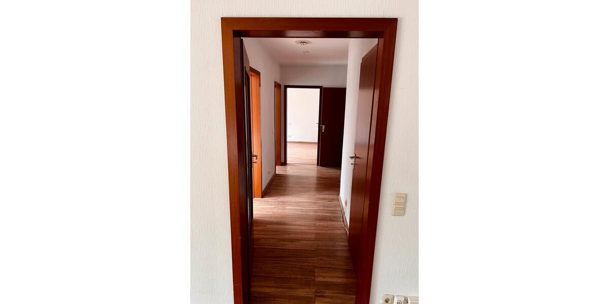 Erdgeschoßwohnung Tönisvorst - 2 Zimmer, 67 m&sup2;, 195.500&euro; | Angebot:27197348