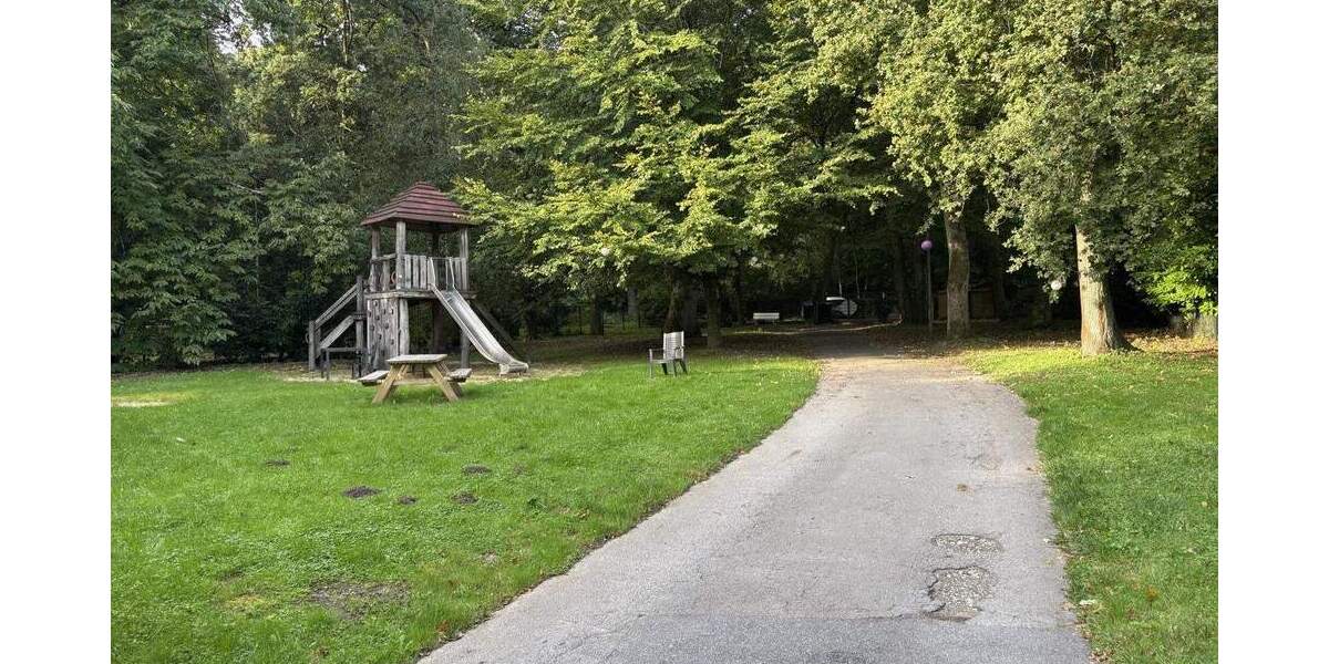 Einfamilienhaus Krefeld Hülser Berg - 1 Zimmer, 1.100.000&euro; | Angebot:25693383