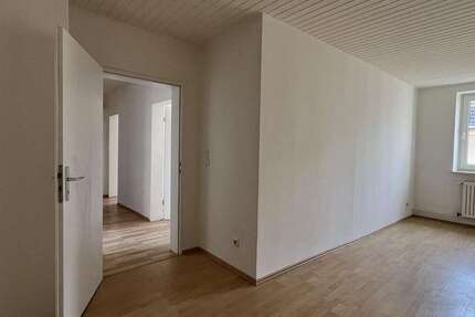 Wohnung Oberhausen Alstaden - 3.5 Zimmer, 65 m&sup2;, 554&euro; | Angebot:25373408