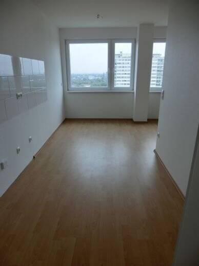Etagenwohnung Duisburg Hochheide - 2 Zimmer, 68 m&sup2;, 579&euro; | Angebot:25796941