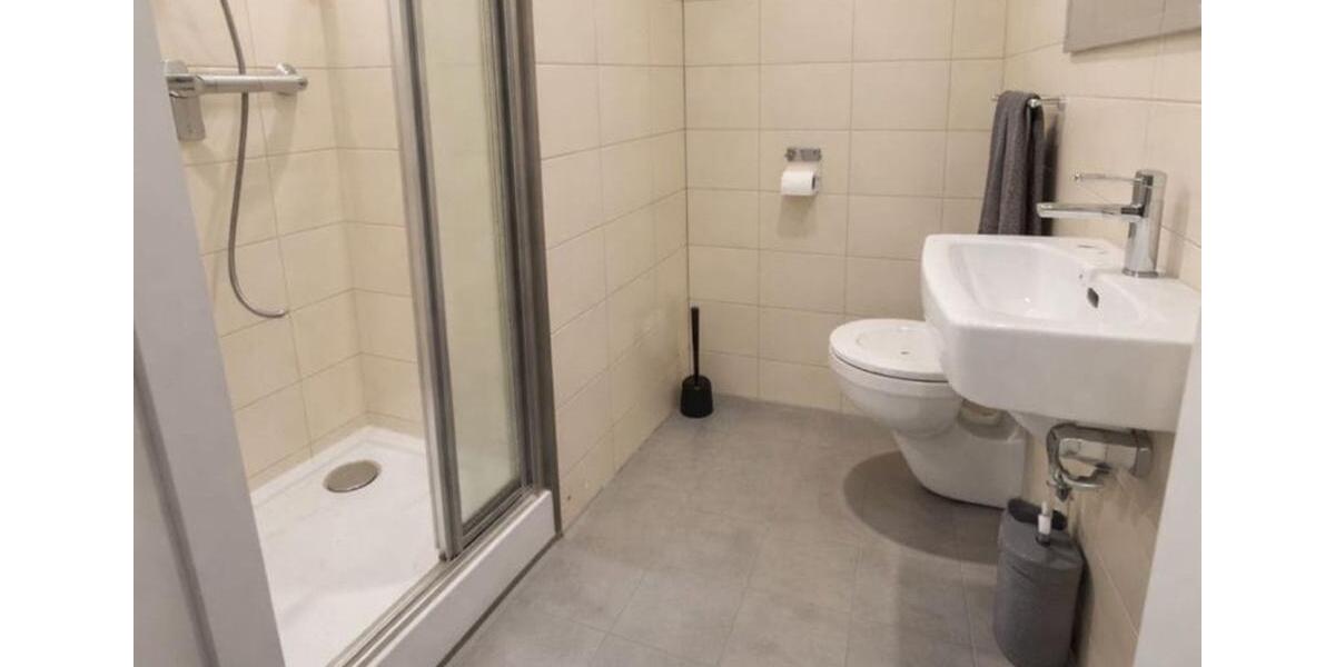 Etagenwohnung Essen Stadtkern - 1 Zimmer, 24 m&sup2;, 775&euro; | Angebot:26254901