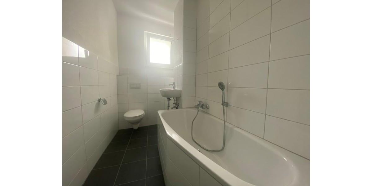 Etagenwohnung Essen Stadtbezirk VI - 3.5 Zimmer, 63 m&sup2;, 629&euro; | Angebot:25881131