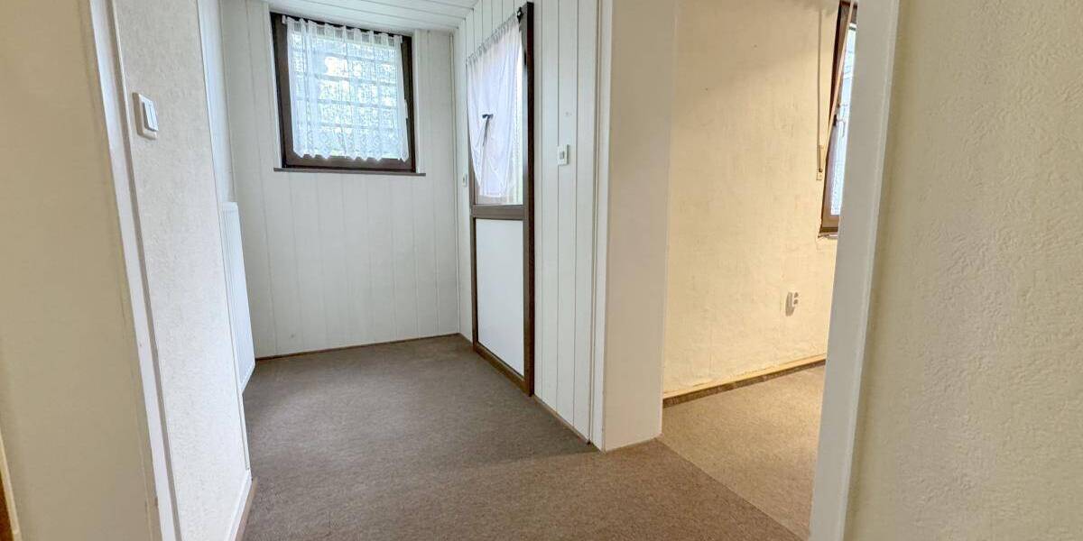Einfamilienhaus Oberhausen Sterkrade-Mitte - 8 Zimmer, 145 m&sup2;, 275.000&euro; | Angebot:26572490