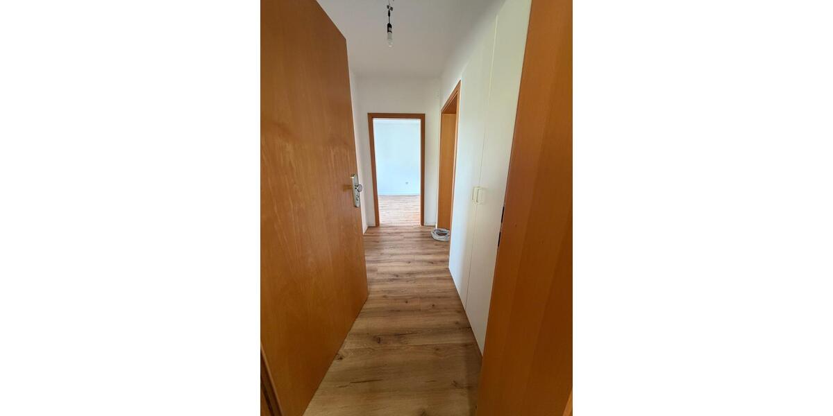 Etagenwohnung Neuss Gnadental - 2 Zimmer, 67 m&sup2;, 740&euro; | Angebot:27577904