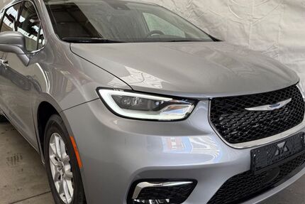 Chrysler Pacifica 56.000 km 24.940 &euro; Düsseldorf 40589