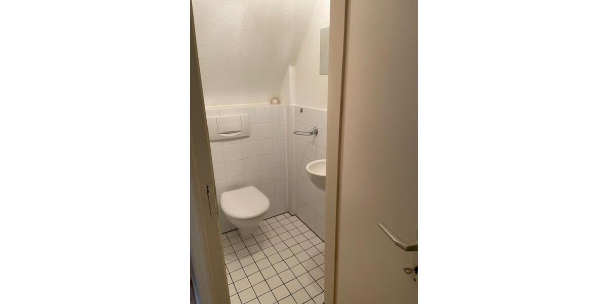 Dachgeschoßwohnung Wuppertal Brill - 2.5 Zimmer, 75 m&sup2;, 525&euro; | Angebot:24780684